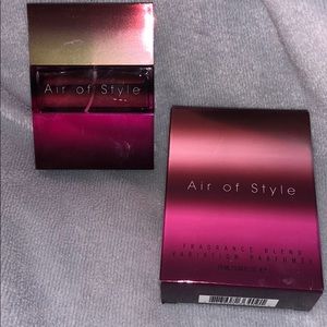 BNIB MAC Air of Style Fragrance Blend